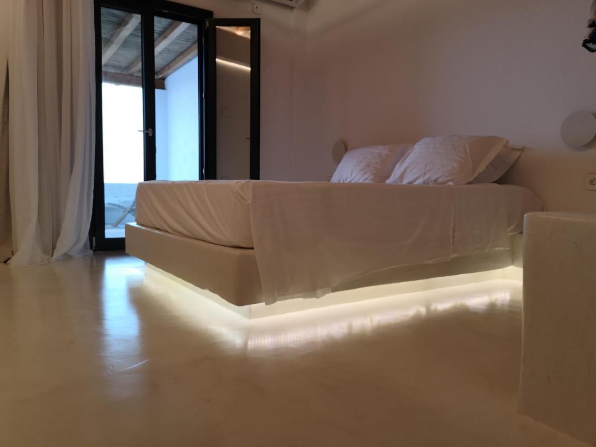 M-Vibes Mykonos Suites Kalafati Zewnętrze zdjęcie