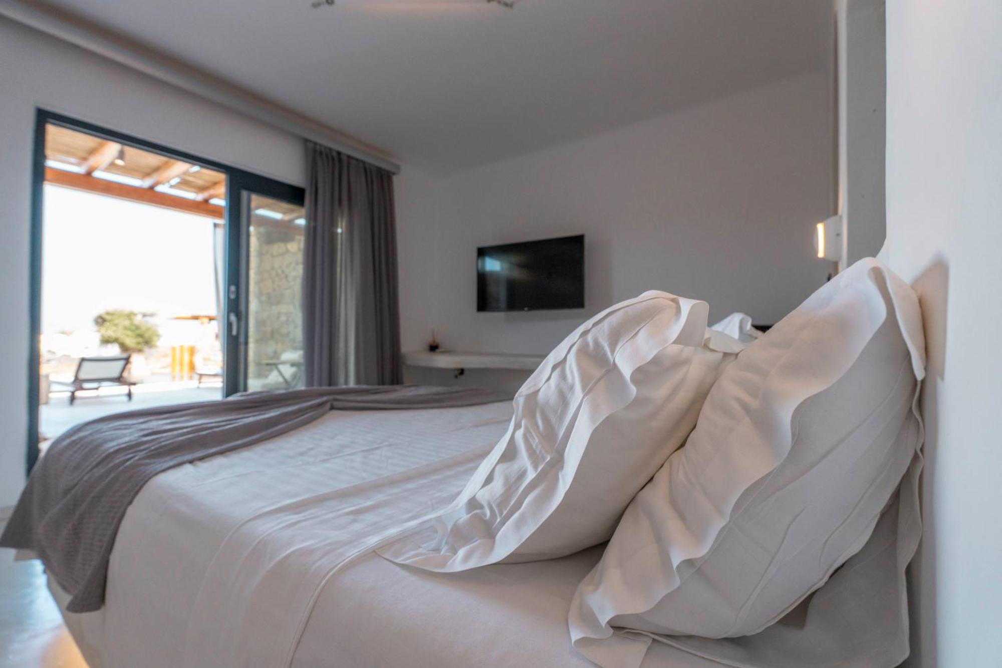 M-Vibes Mykonos Suites Kalafati Zewnętrze zdjęcie