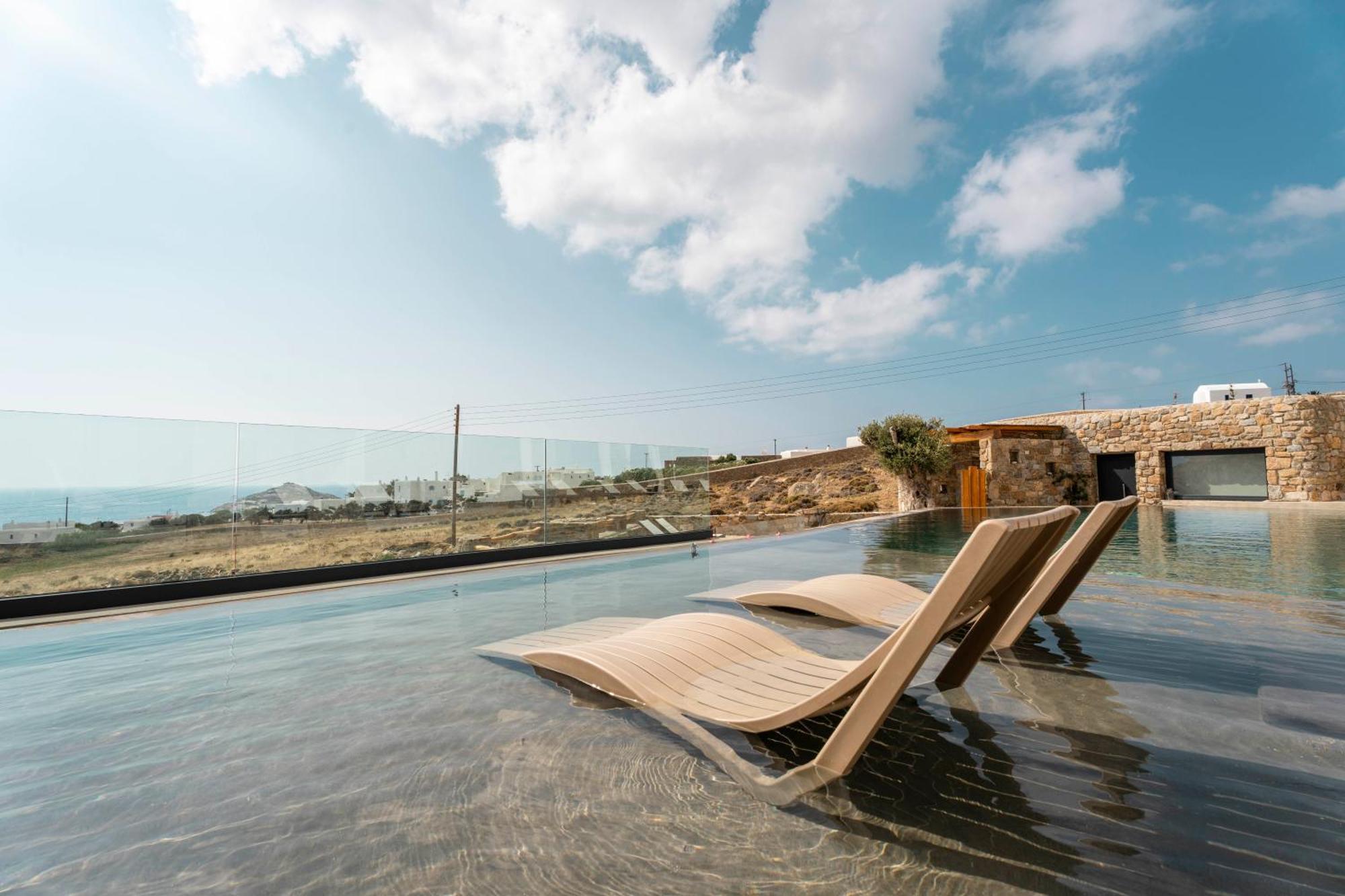 M-Vibes Mykonos Suites Kalafati Zewnętrze zdjęcie
