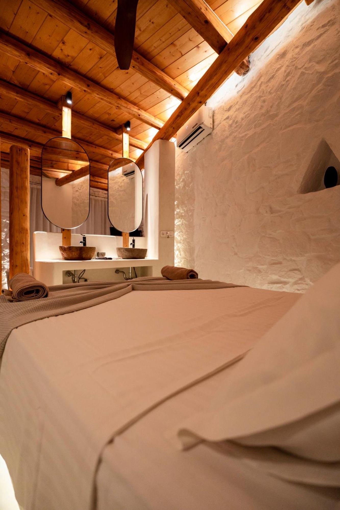 M-Vibes Mykonos Suites Kalafati Zewnętrze zdjęcie