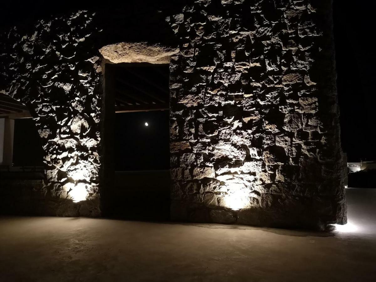 M-Vibes Mykonos Suites Kalafati Zewnętrze zdjęcie