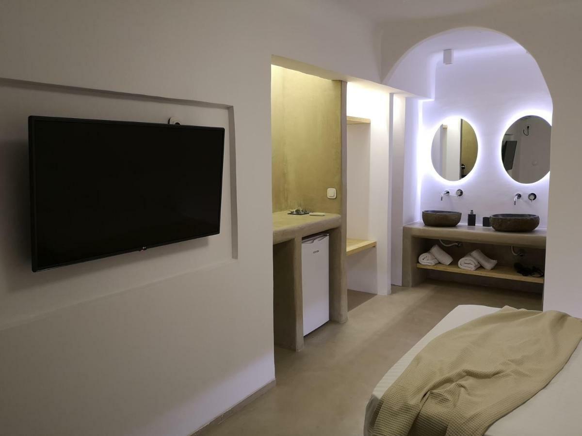 M-Vibes Mykonos Suites Kalafati Zewnętrze zdjęcie
